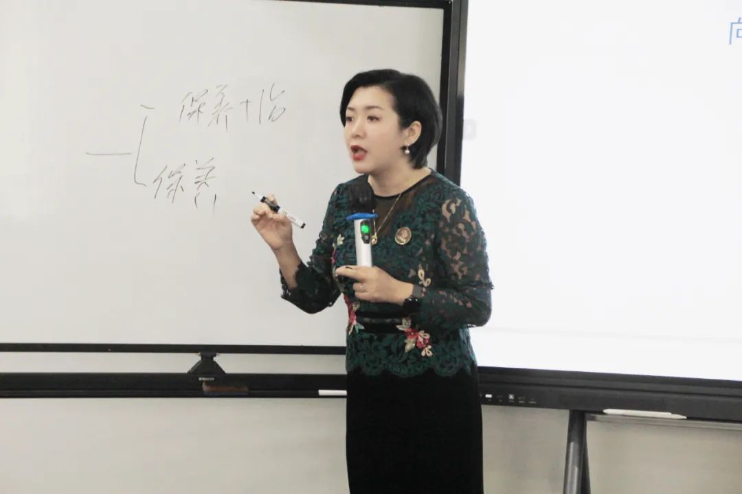 c192a69f1feca291c84f8a44168b7ce0.jpg